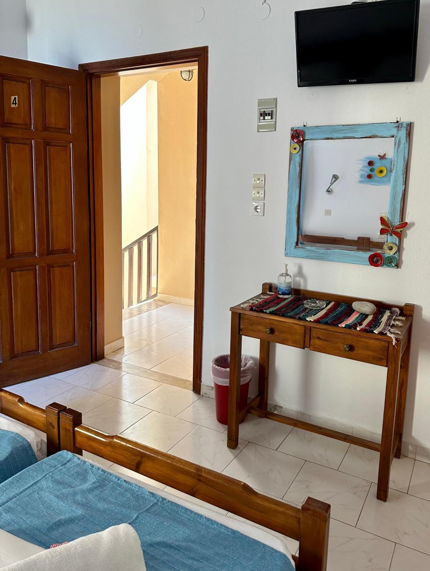 Bonatsa Rooms Palaiochora Zewnętrze zdjęcie